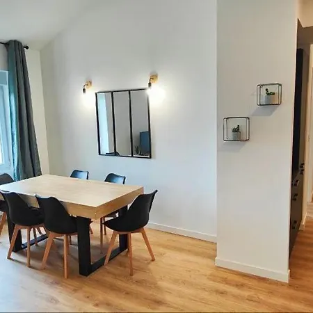 2 En 1, 10 Pers, Parking, Wifi