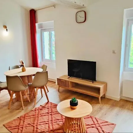 2 En 1, 10 Pers, Parking, Wifi Apartment