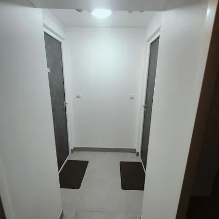 Apartment 2 En 1, 10 Pers, Parking, Wifi *