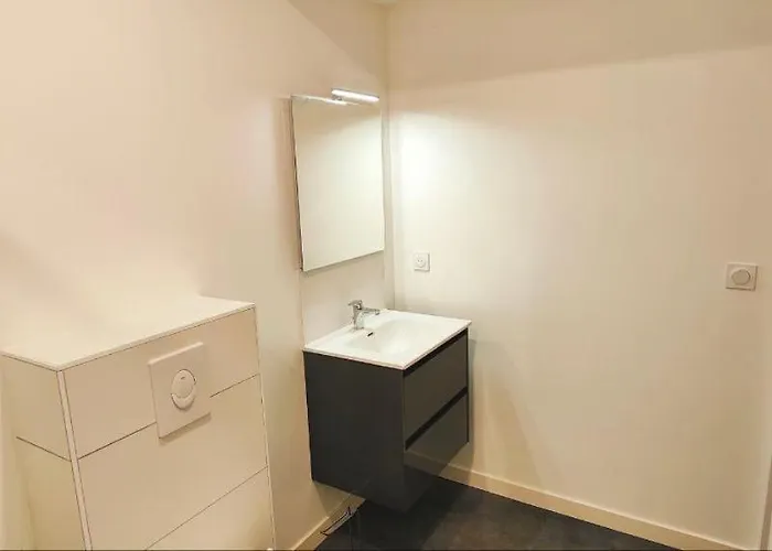 شقة 2 En 1, 10 Pers, Parking, Wifi *